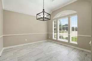 4015 Lakepointe Forest Dr, Seabrook, TX 77586 - Photo 6