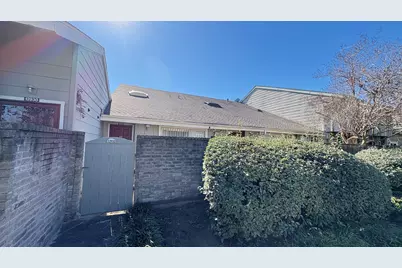 12932 Greenway Chase Court #2932, Houston, TX 77072 - Photo 14