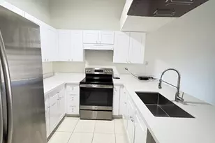 12932 Greenway Chase Ct, Houston, TX 77072 - Photo 2