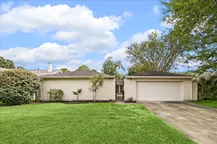 15918 Brookford Dr, Houston, TX 77059 - Photo 1