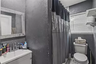 9739 Cargill St, Houston, TX 77029 - Photo 14
