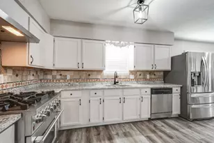 5007 Inverness Dr, Baytown, TX 77521 - Photo 22