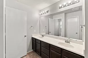 8815 Lyndonnille Falls Ln, Houston, TX 77078 - Photo 18