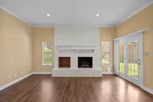 616 Westwood Cir, La Marque, TX 77568 - Photo 14