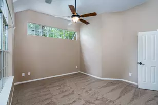 66 Lakeridge Ct, The Woodlands, TX 77381 - Photo 24