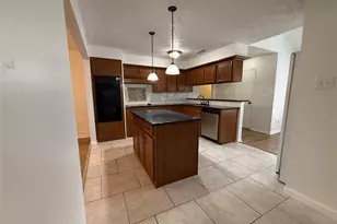 3206 Cascade Creek Dr, Houston, TX 77339 - Photo 8