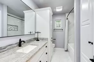 128 Catalpa St, Lake Jackson, TX 77566 - Photo 34