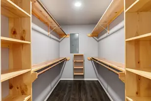 128 Catalpa St, Lake Jackson, TX 77566 - Photo 32