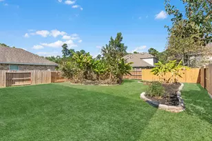 13307 Bomoseen Lake Rd, Houston, TX 77044 - Photo 36