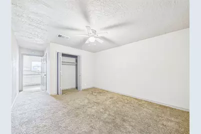 302 Sycamore Drive, Hitchcock, TX 77563 - Photo 18