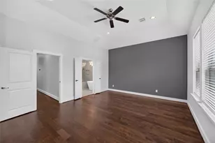 8806 Hollister Square Ct, Houston, TX 77080 - Photo 14