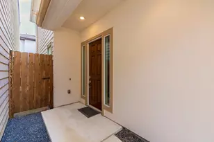 8806 Hollister Square Ct, Houston, TX 77080 - Photo 22