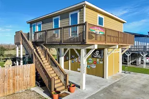 1322 Bahama Ln, Port Bolivar, TX 77650 - Photo 2