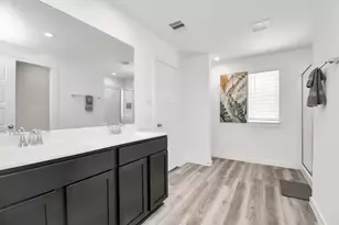 12320 Churchill Down Dr, Houston, TX 77047 - Photo 16