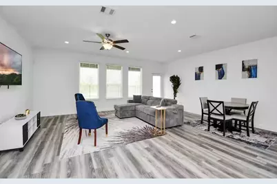 12320 Churchill Down Dr, Houston, TX 77047 - Photo 6