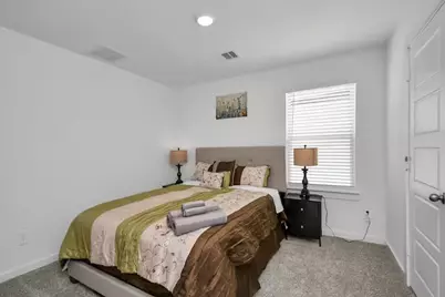 12320 Churchill Down Dr, Houston, TX 77047 - Photo 10