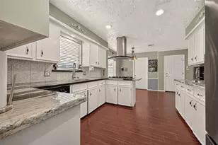 23111 Lost Brook Ln, Spring, TX 77373 - Photo 8