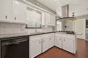 23111 Lost Brook Ln, Spring, TX 77373 - Photo 10