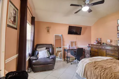 7911 Pelican Lane, Baytown, TX 77523 - Photo 20
