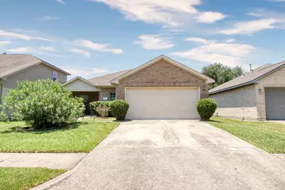 7911 Pelican Lane, Baytown, TX 77523 - Photo 2
