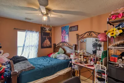 7911 Pelican Lane, Baytown, TX 77523 - Photo 22