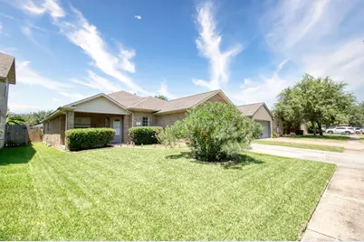 7911 Pelican Lane, Baytown, TX 77523 - Photo 1