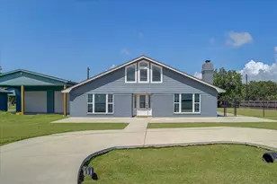 1809 E Bayshore Dr Dr, Palacios, TX 77465 - Photo 2