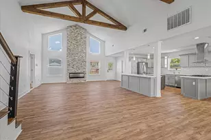 1809 E Bayshore Dr Dr, Palacios, TX 77465 - Photo 10