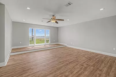 1809 E Bayshore Drive Drive, Palacios, TX 77465 - Photo 22