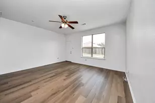 13935 Long Meadow Dr, Houston, TX 77047 - Photo 30