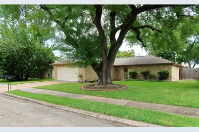 10339 Gulfstream Lane, Sugar Land, TX 77498 - Photo 2