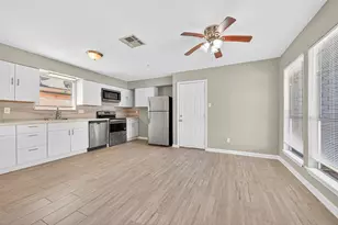 5054 Pine Cliff Dr, Houston, TX 77084 - Photo 12