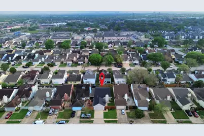 11830 Plumpoint Drive, Houston, TX 77099 - Photo 2