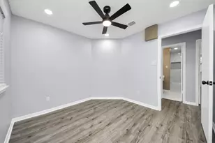 11830 Plumpoint Dr, Houston, TX 77099 - Photo 38