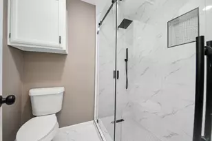 11830 Plumpoint Dr, Houston, TX 77099 - Photo 36