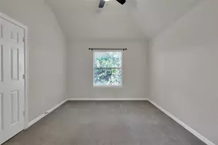 2 Maitland Ct, The Woodlands, TX 77354 - Photo 30