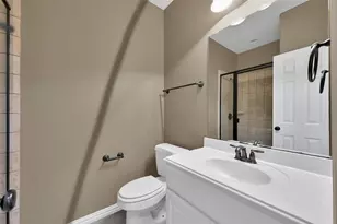 2 Maitland Ct, The Woodlands, TX 77354 - Photo 26