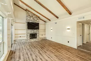 2219 River Oaks Dr, West Columbia, TX 77486 - Photo 12