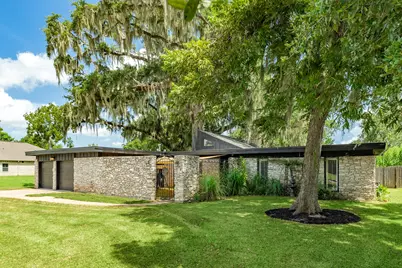 2219 River Oaks Drive, West Columbia, TX 77486 - Photo 2