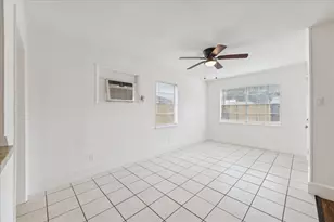 431 Hummingbird Ln, Houston, TX 77060 - Photo 12