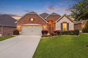 5757 Lakeside Villas Ct, Conroe, TX 77304 - Photo 2