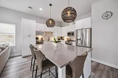 122 E 33rd Street, Houston, TX 77018 - Photo 8