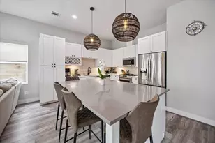 122 E 33rd St, Houston, TX 77018 - Photo 8