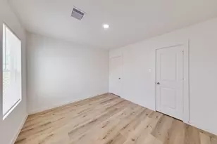 3635 Ward St, Houston, TX 77021 - Photo 22