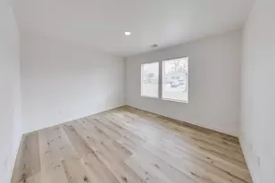 3635 Ward St, Houston, TX 77021 - Photo 18