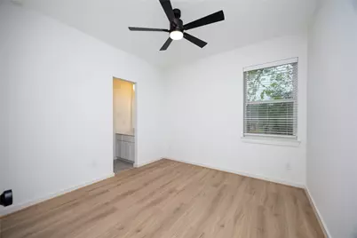 1951 Longmire Villas Court, Conroe, TX 77304 - Photo 30