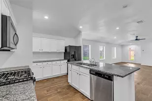 21430 Sacred Grv St, New Caney, TX 77357 - Photo 20