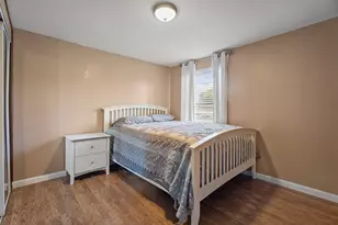 4514 E 24th E St, Dickinson, TX 77539 - Photo 8