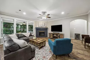 7710 Stone Arbor Dr, Sugar Land, TX 77479 - Photo 10