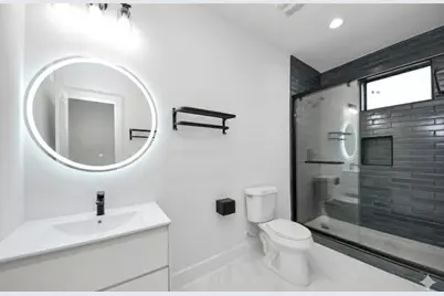 9022 Ferdinand Street, Houston, TX 77051 - Photo 24